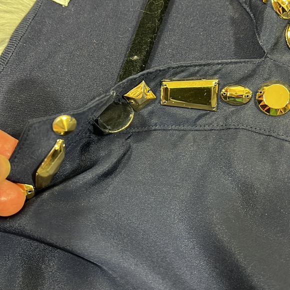 August Silk Women's Black 3/4 Sleeve Jeweled V-Neck Blouse Gold Rhinestones XL - Picture 7 of 8